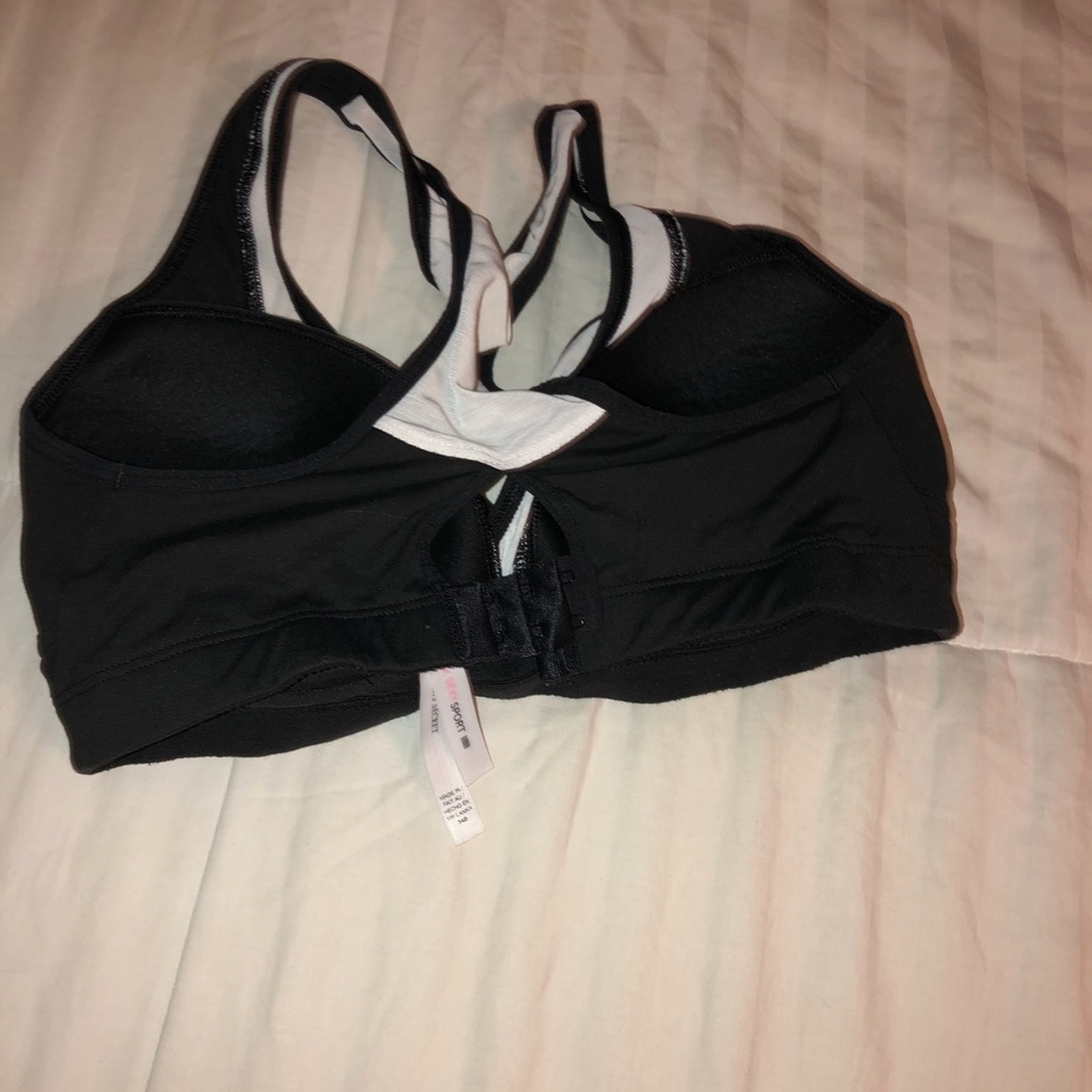 Sports bra - Picture 2 of 2